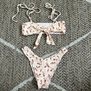 Frankie’s Bikinis 2 piece set